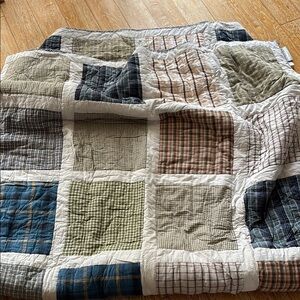 Plaid Patchwork Quilt